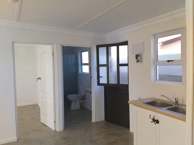 To Let 2 Bedroom Property for Rent in Goodwood Central Western Cape